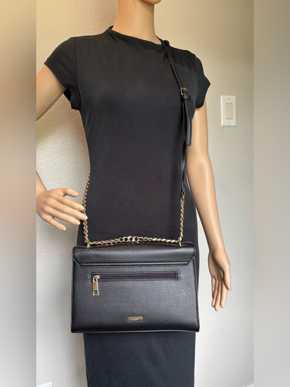 Aldo Black Crossbody Bag with Gold Hardware - Picture 4 of 13